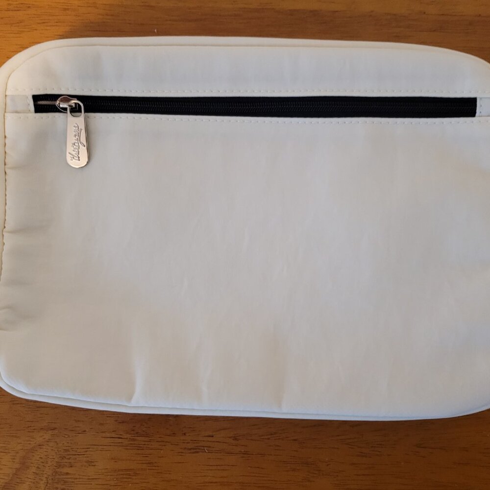 Thrity One Classic Sling Bag White with Black trim zipper closure